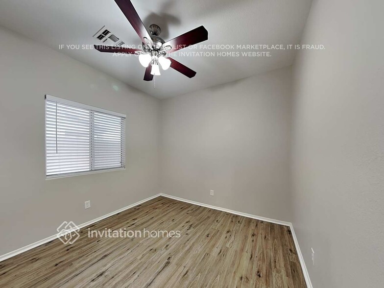 Building Photo - 3677 E Remington Dr