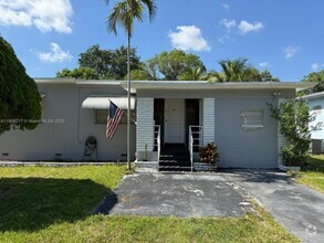 Building Photo - 2 bedroom in North Miami FL 33161