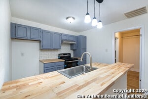 Building Photo - 10527 Perrin Beitel Rd