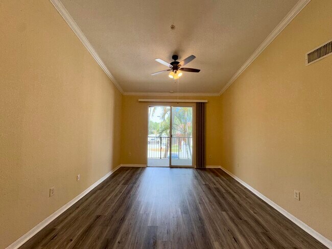 Building Photo - 15135 Michelangelo Blvd