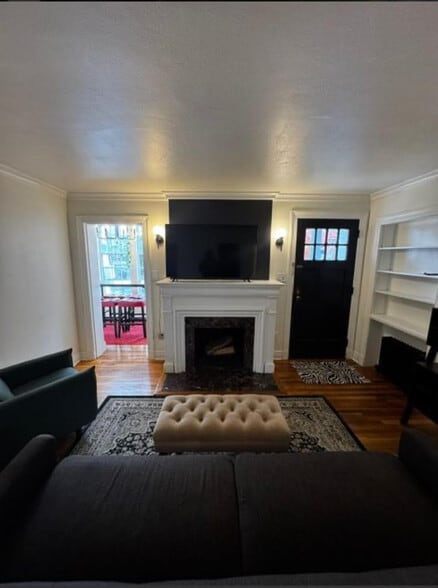 Building Photo - 612 Union St