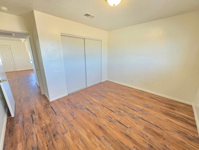 Building Photo - 8342 Columbine Ave
