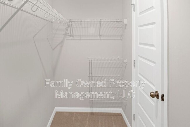 Building Photo - 557 Spanish Wells Rd