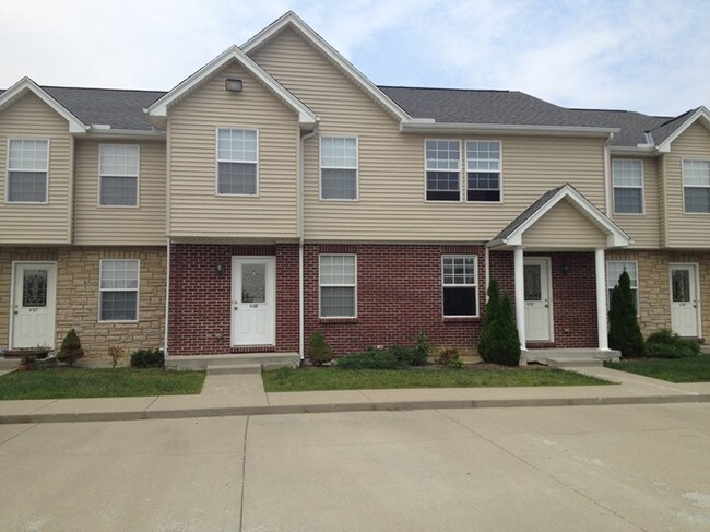Otter Creek Apartments Amelia, OH Apartment Finder