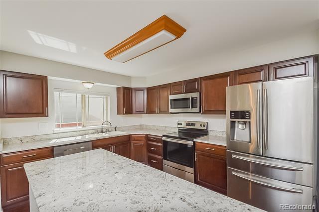 Building Photo - 3340 Richmond Dr