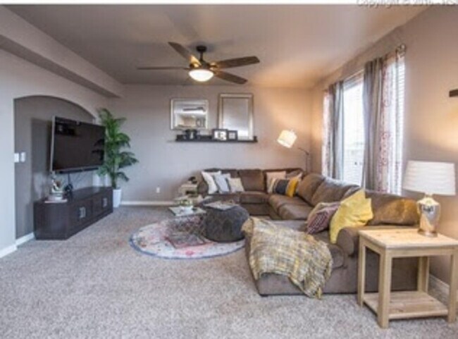 Building Photo - 2095 Reed Grass Way