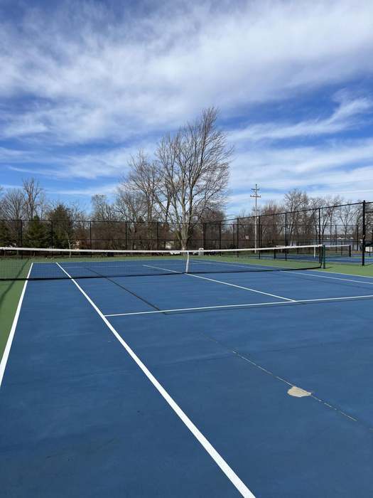 Building Photo - 422 W Melody Ave