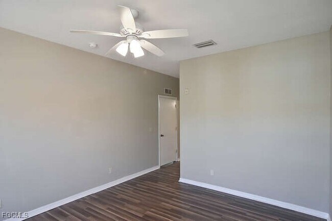 Building Photo - 8331 Bernwood Cove Loop