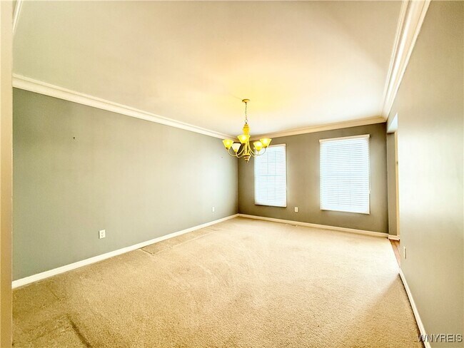 Building Photo - 175 Crown Royal Dr