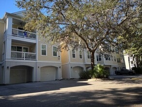 Building Photo - 60 Fenwick Hall Allee