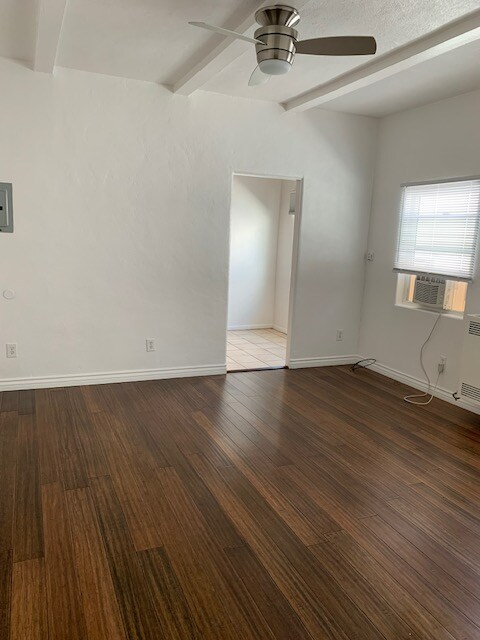 Building Photo - 192 S Mountain View Ave