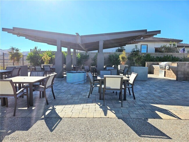 Building Photo - 12374 Skyracer Dr