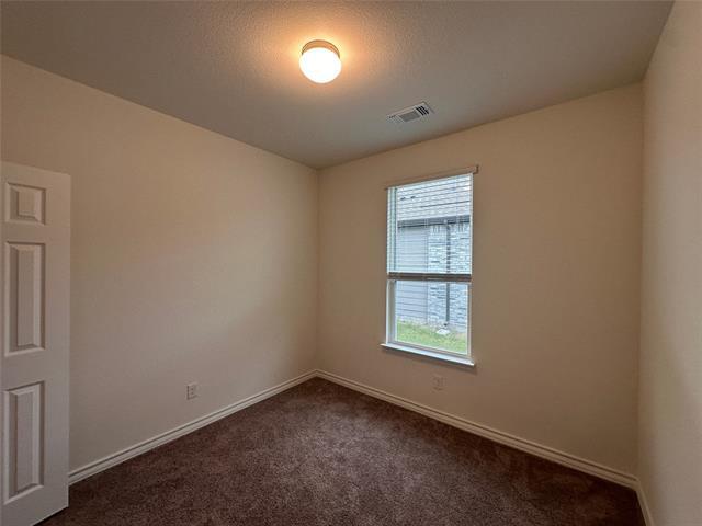 Building Photo - 663 Saxony Dr