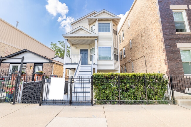 Primary Photo - 2349 W 18th Pl