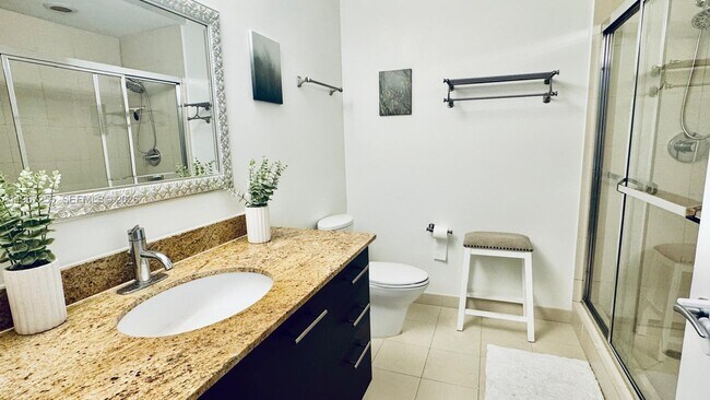 Building Photo - 3029 NE 188th St