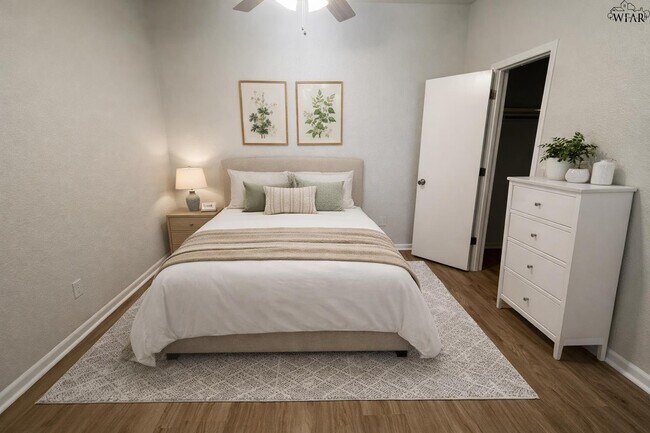 Building Photo - 4621 Johnson Rd