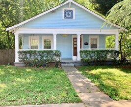 Building Photo - 3bd/2ba w/ Large Front Porch & Backyard in Grant Park!!