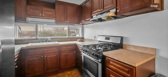 Building Photo - 21 Oakmont Dr