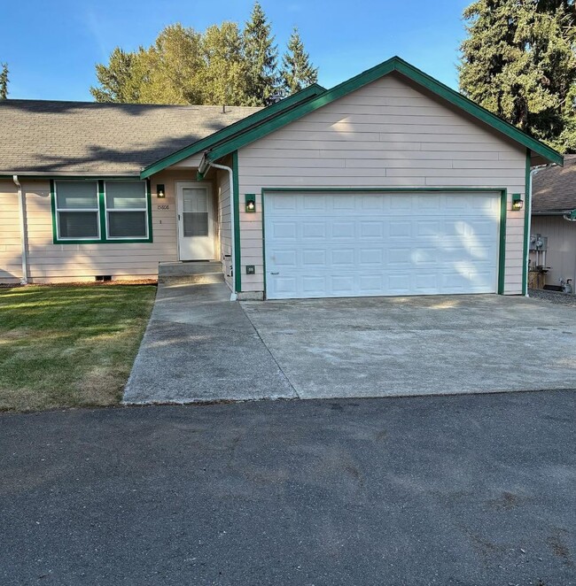 Building Photo - 15810-15810 94th Ave Ct E