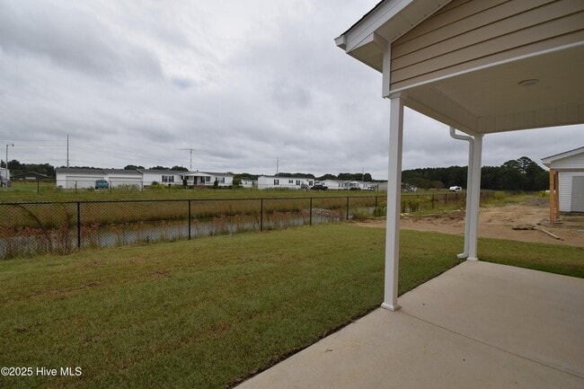 Building Photo - 640 Abigail Taylor Dr