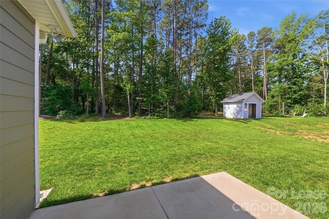 Building Photo - 4524 Mountain Island Dr