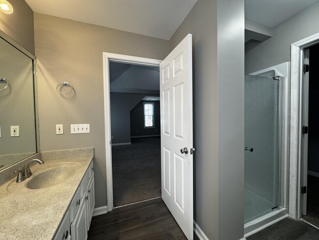 Building Photo - 2224 Wilmington Ln