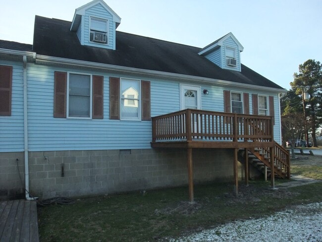 Building Photo - 3648 Ridge Rd