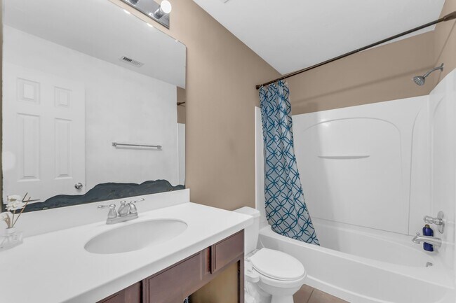 Building Photo - 11631 Trail Point Dr