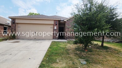 Building Photo - 333 Cedar Crk Dr