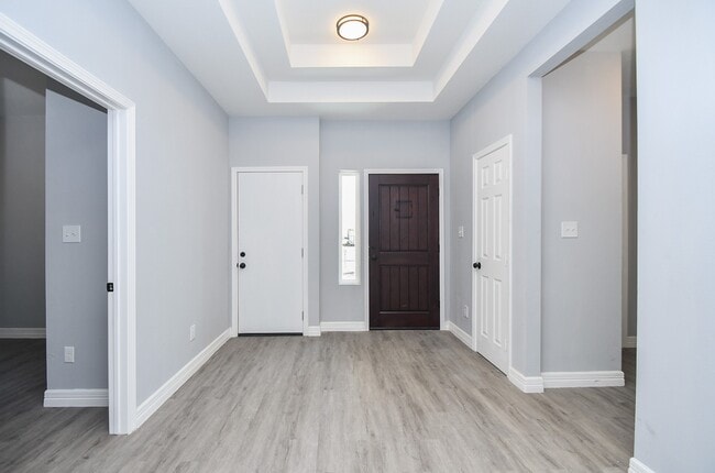 Building Photo - 10322 Rancho Bernardo Ln