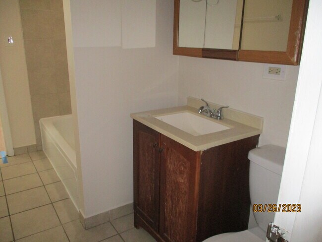 Building Photo - 4215 W 87th St