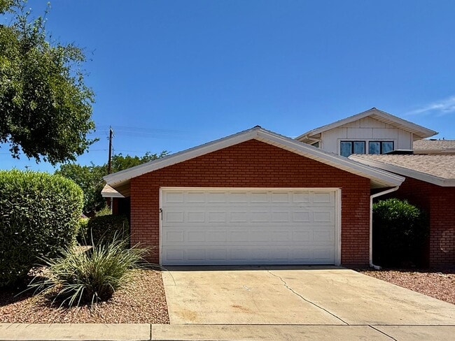 Building Photo - 840 S 400 E