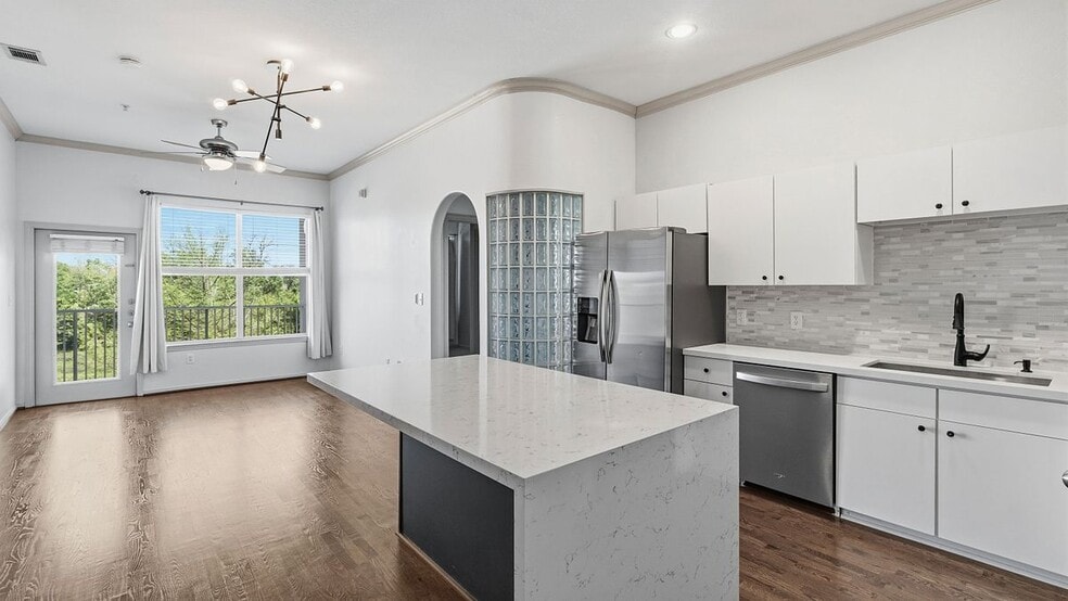 Building Photo - 1441 East St