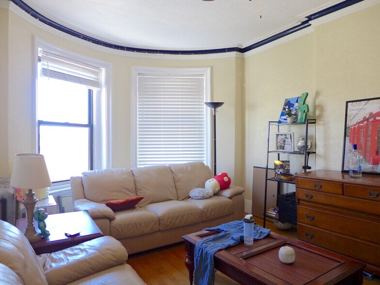 Primary Photo - 1 Sussex St
