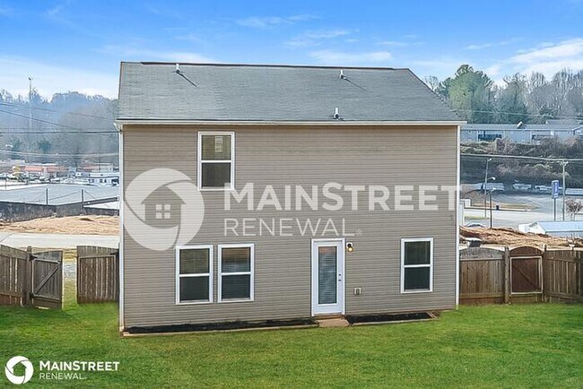 Building Photo - 3015 Bittersweet Rd NW