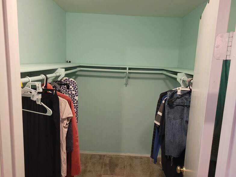 Building Photo - 37647 Hammer St