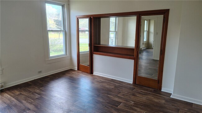 Building Photo - 1640 NY-7