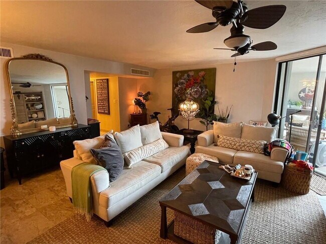 Building Photo - TURNKEY FURNISHED WATERFRONT RENTAL – Live the Island Life on Siesta Key