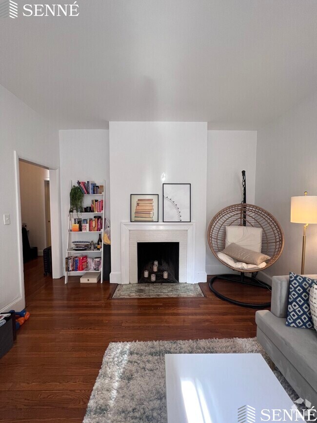 Building Photo - 20 Ellery St