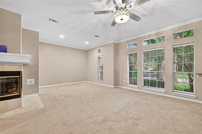 Building Photo - 602 Johnson Ln