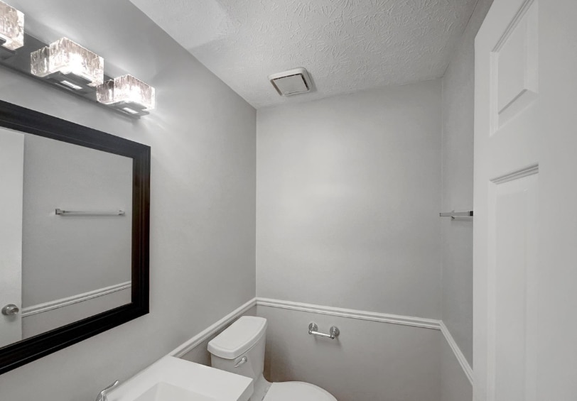 Building Photo - 50 Bentbrook Ct