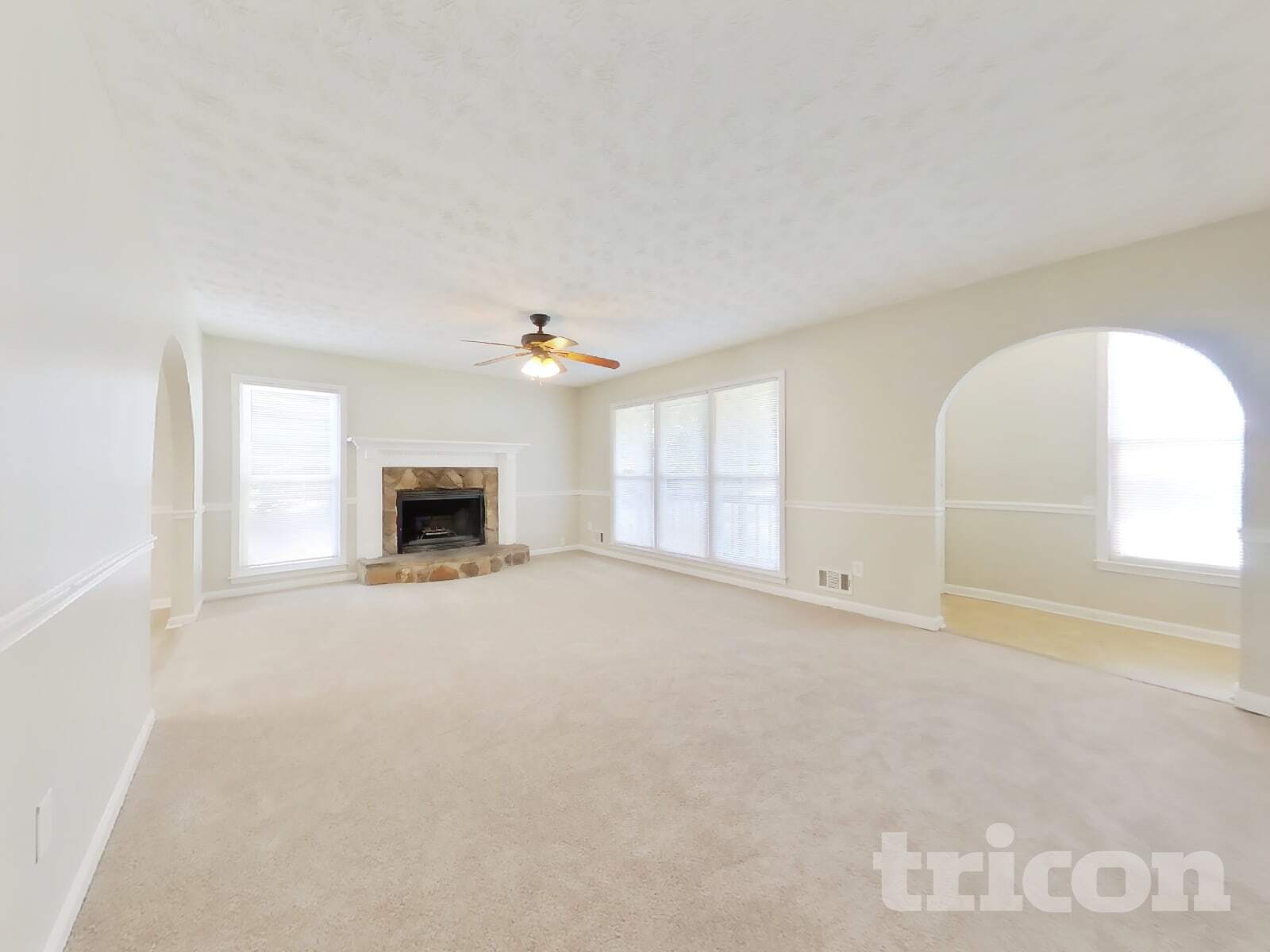 Building Photo - 55 6th Ave