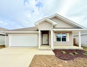 Building Photo - Spacious 4-Bedroom Home - Woodlands