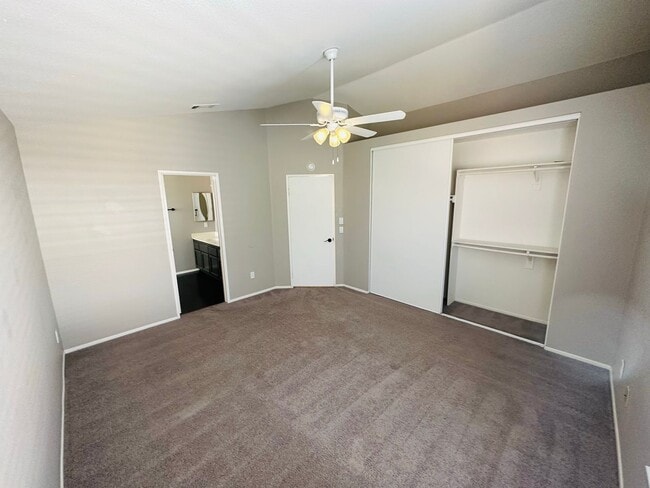 Building Photo - Coming Soon! 3 bedroom Murrieta home for L...