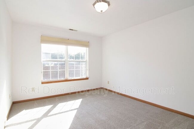 Building Photo - 4407 Meadowsweet Ct
