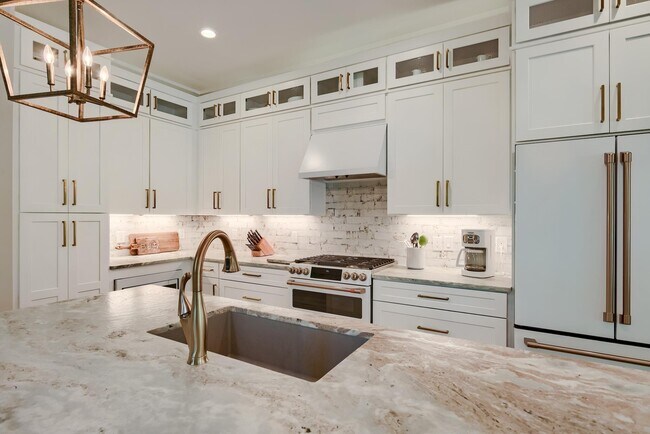 Building Photo - 40 Kristin Ct