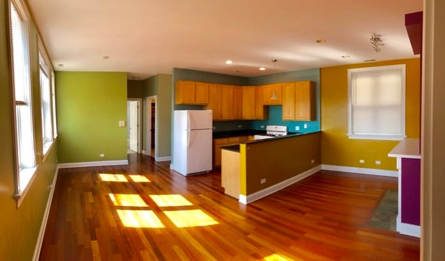 Building Photo - 2113 W Gladys Ave