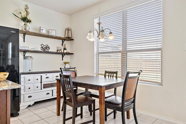 Building Photo - 100 Verdin Ln