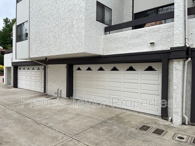 Building Photo - 7526 Jerez Ct