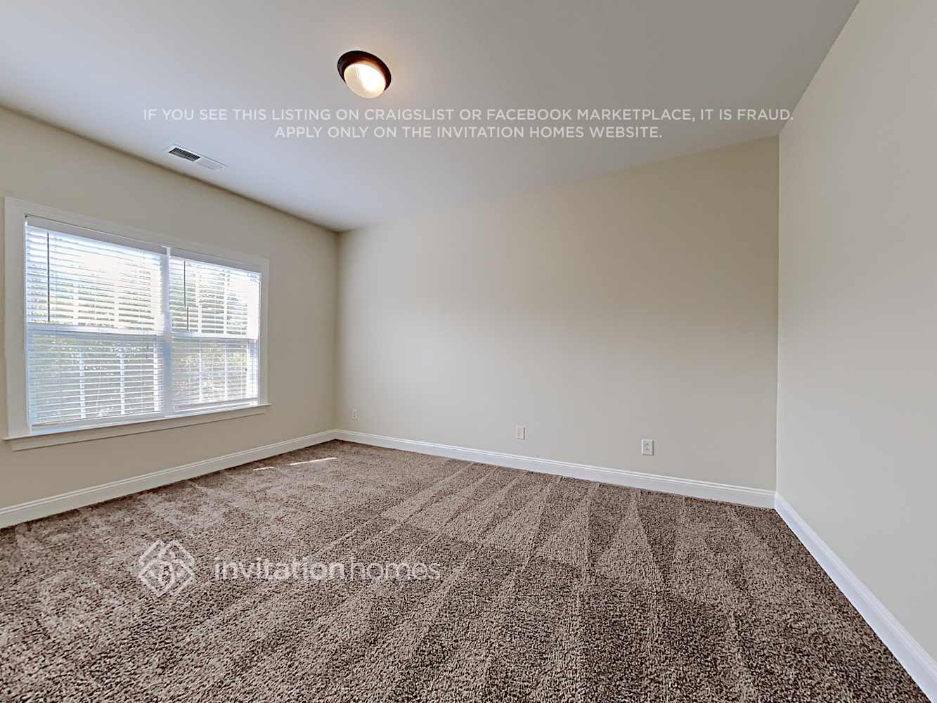 Building Photo - 2104 Madeira Cir
